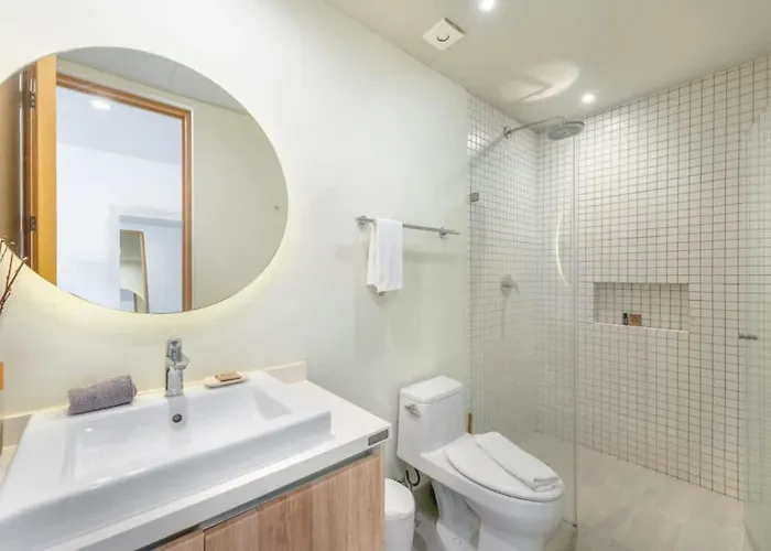 3br Penthouse W Private Rooftop Pool And Bbq *