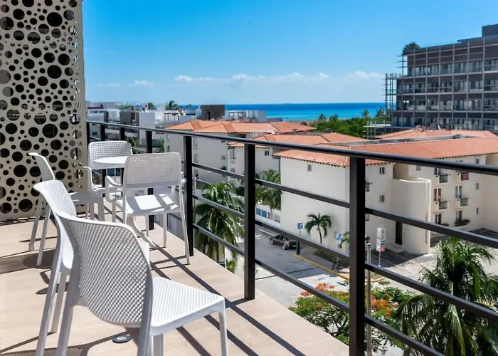 3br Penthouse W Private Rooftop Pool And Bbq