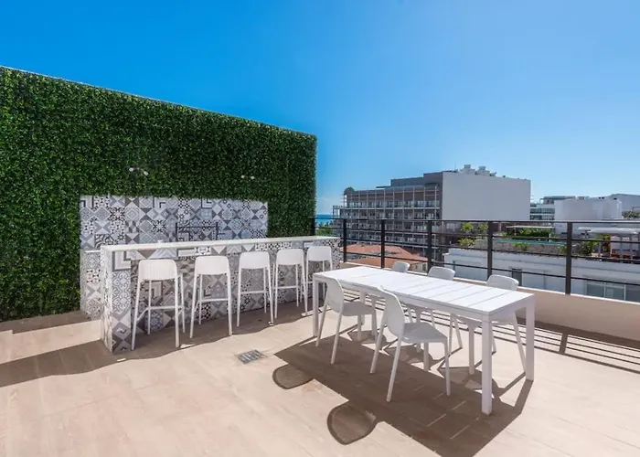 3br Penthouse W Private Rooftop Pool And Bbq